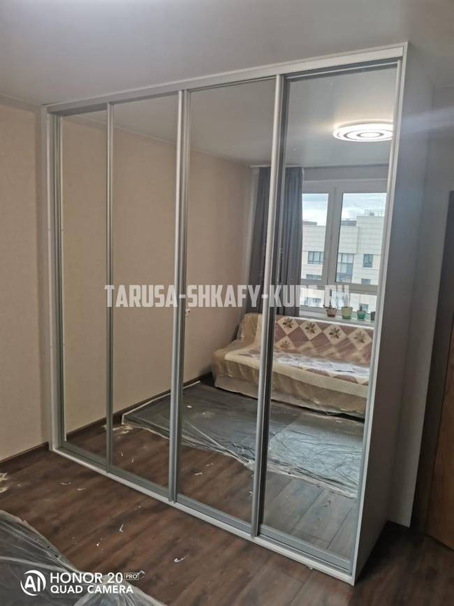 Встроенные шкафы-купе Таруса