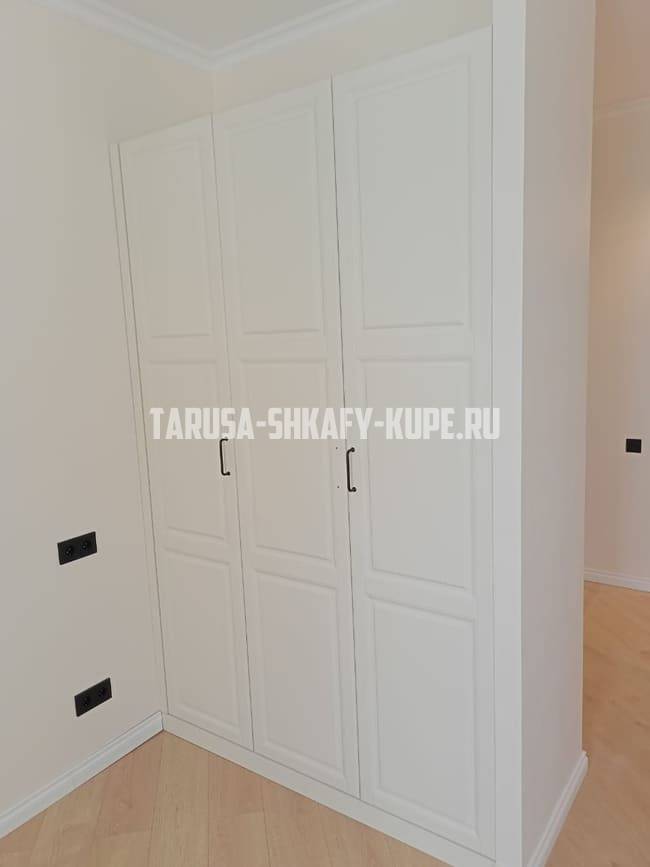 Распашные шкафы Таруса